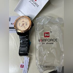 Brand New-Naviforce Dress Watch For Men Analog Stainless Steel NF9085